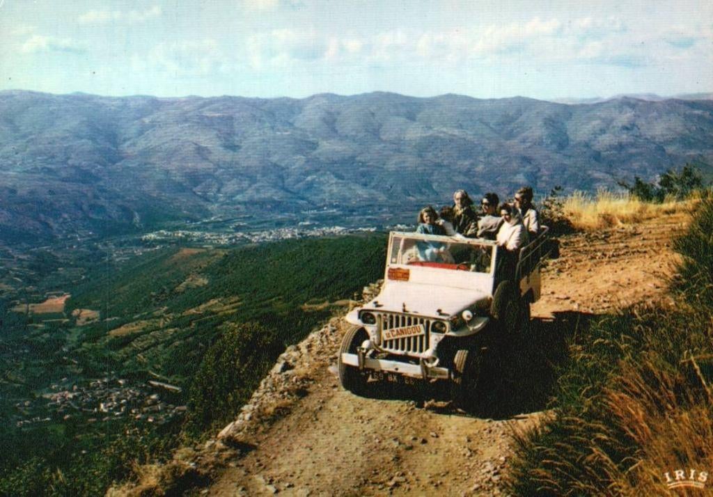 Jeep (Oude Unifil / Army Jeep) in franse bergen, Verzamelen, Verzenden, Nieuw, Auto's
