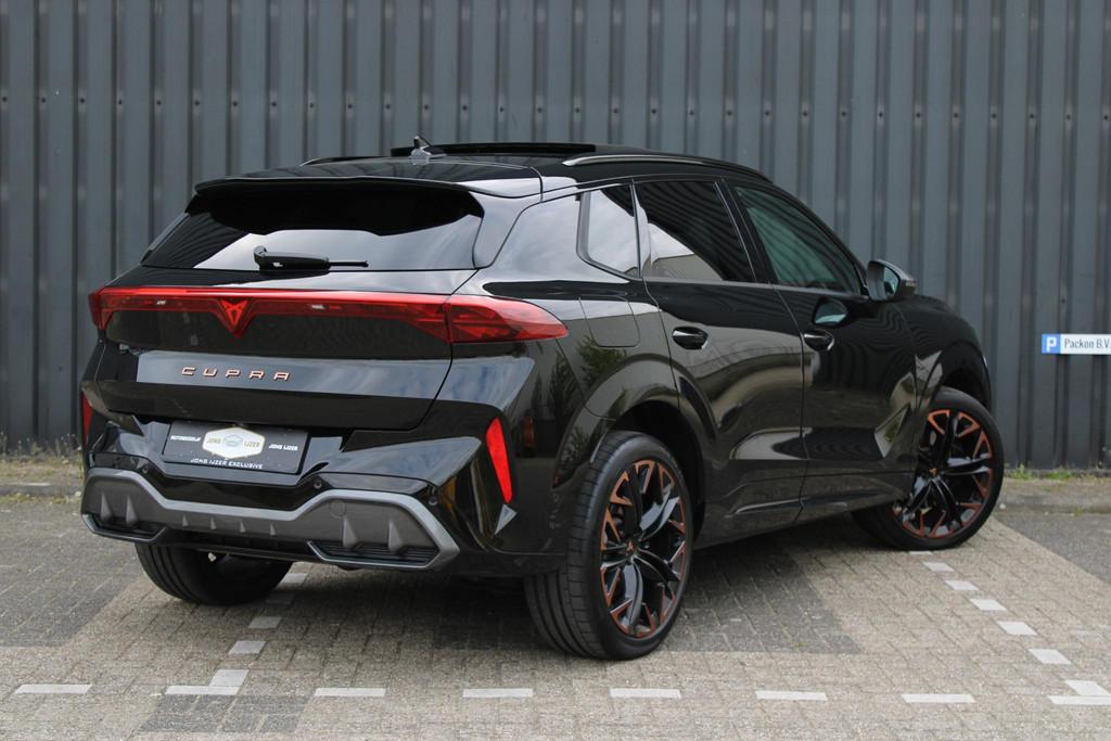 CUPRA Terramar 1.5 TSI e-Hybrid VZ Performance 272PK PANO 36, Auto's, Cupra, 4 cilinders, 2000 kg, Hybride Elektrisch/Benzine