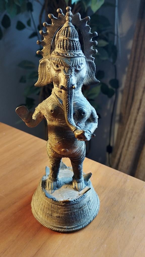 Bronzen Ganesha gemaakt met de verloren was methode India, Ophalen, Brons