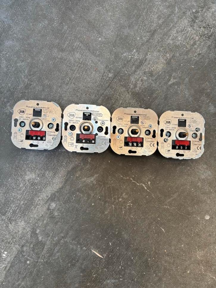 Set van 4 EGB Phasenanschnittdimmers 20-500VA, Doe-het-zelf en Verbouw, Elektra en Kabels, Gebruikt, Ophalen