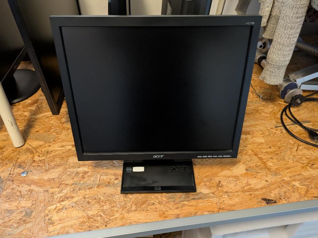 Acer 17 inch monitor, Computers en Software, Monitoren, Ophalen, Gebruikt, Kantelbaar, Overige typen