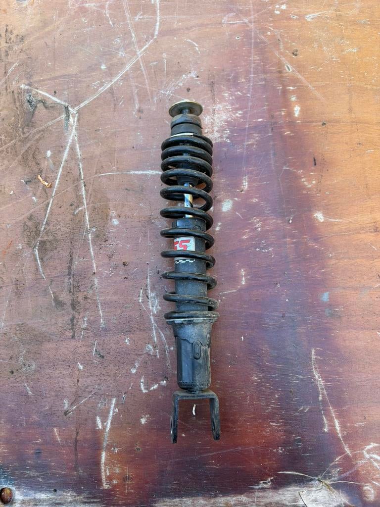 Gilera / piaggio yss schokbreker, Ophalen