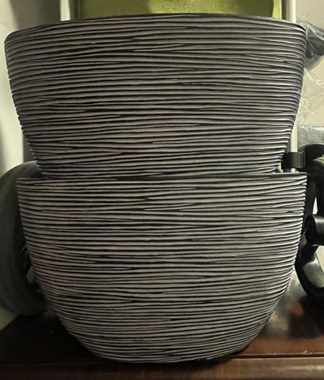 2 capi antraciet ribbel bloempotten 30 br h 19 d 10, Kunststof, Verzenden, Rond, Zo goed als nieuw