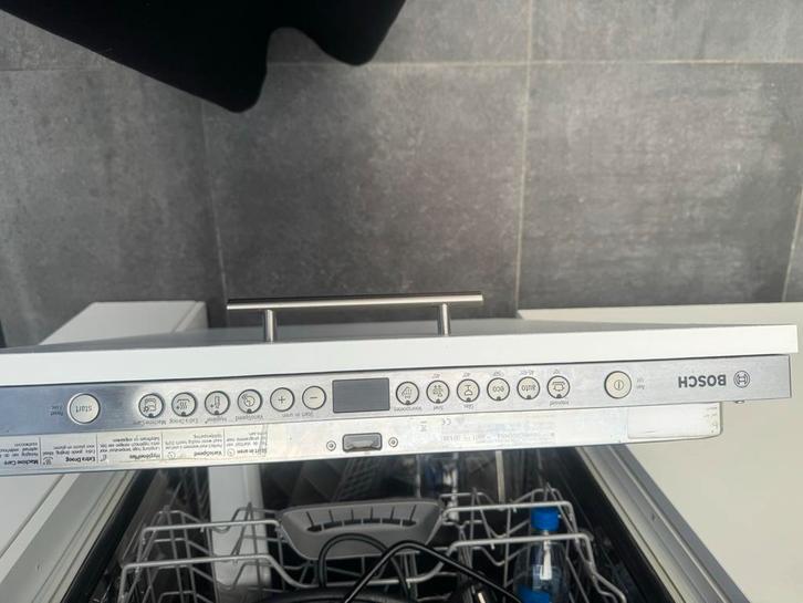 Inbouw vaatwasser Bosch - defect, voor handige Harry, Witgoed en Apparatuur, Vaatwasmachines, Niet werkend, Inbouw, 60 cm of meer