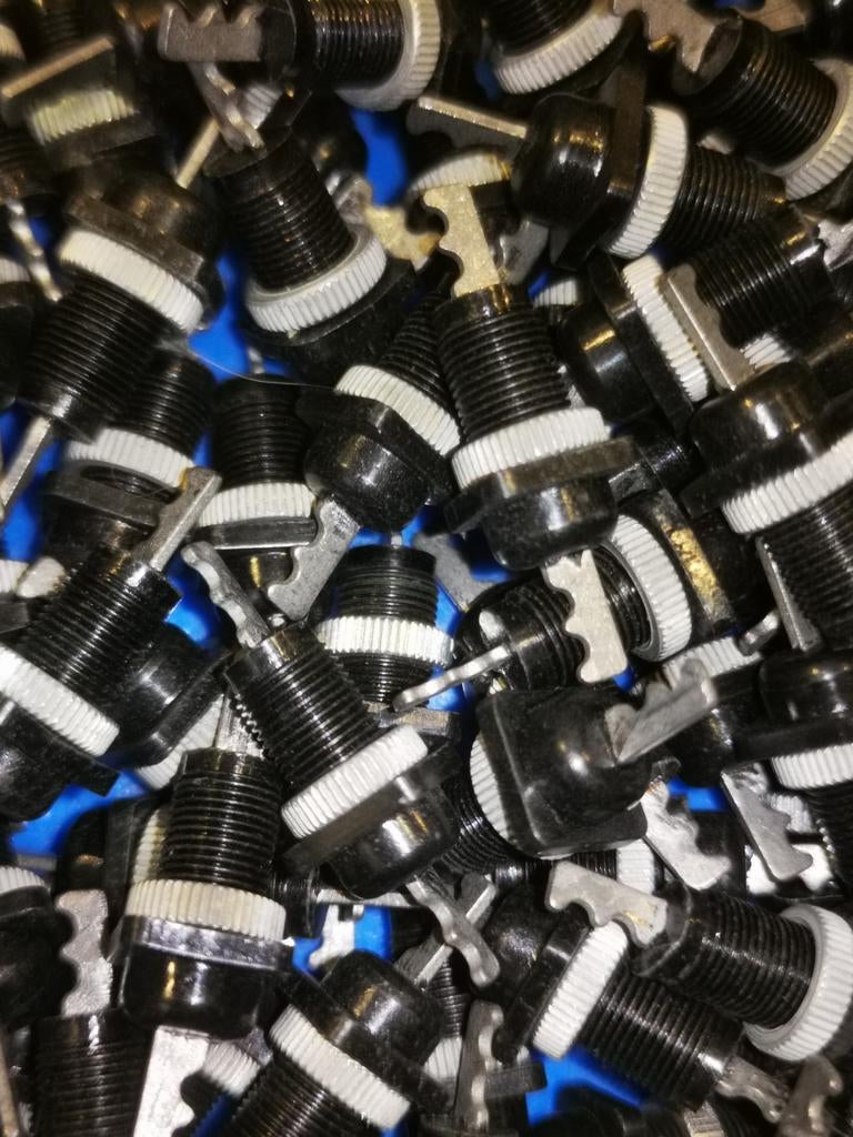 Doorvoer hoogspanning / stand off, Ophalen of Verzenden