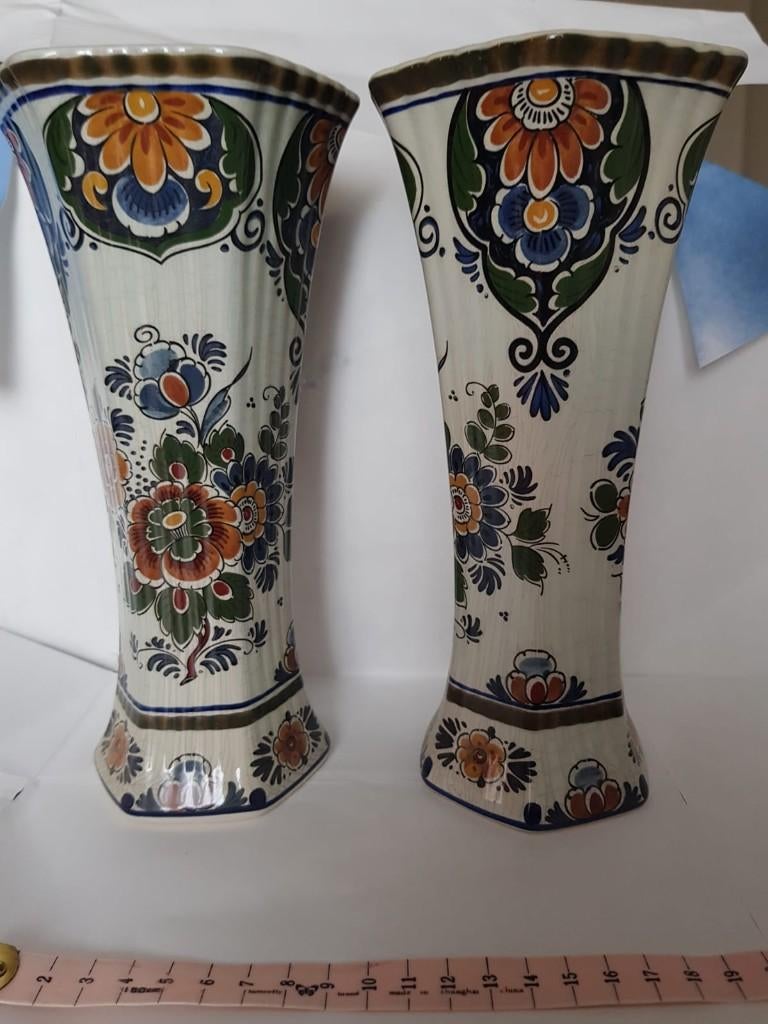 Delft Polychroom vaasjes, Ophalen