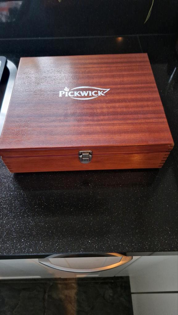 Pickwick Theekist / Theedoos - 12 Vaks - Hout, Huis en Inrichting, Keuken | Keukenbenodigdheden, Ophalen of Verzenden