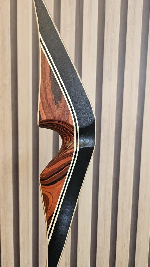 Bodnik Bows Kiowa RH 30lbs, Ophalen of Verzenden, Nieuw, Recurveboog
