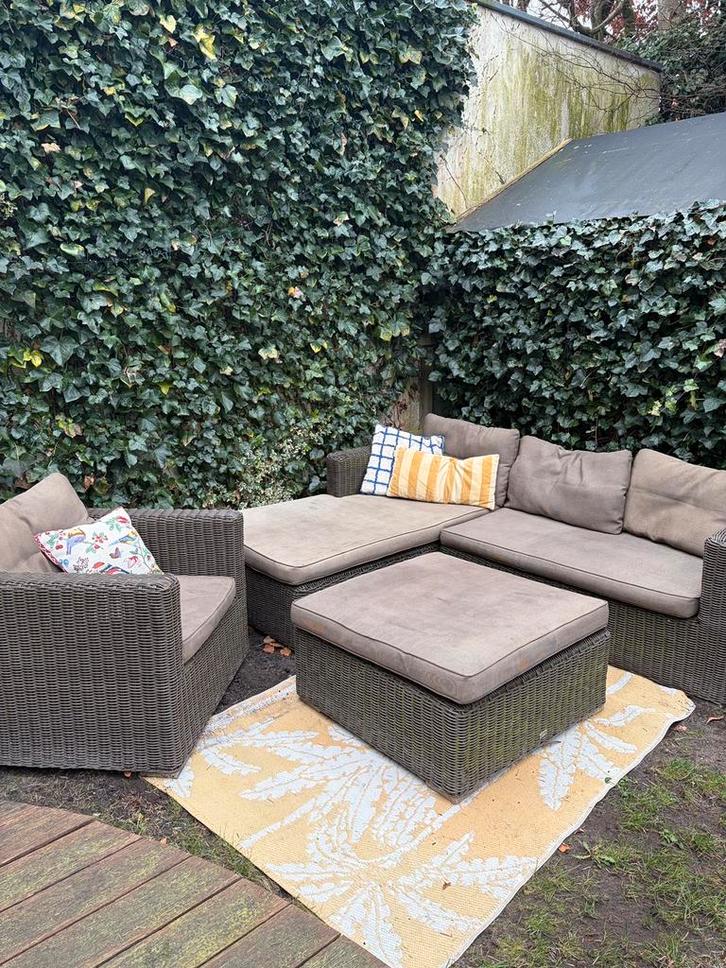 Rotan loungeset, Tuin en Terras, Tuinsets en Loungesets, Gebruikt, Loungeset, Kunststof, 4 zitplaatsen, Bank, Bijzettafel, Hocker