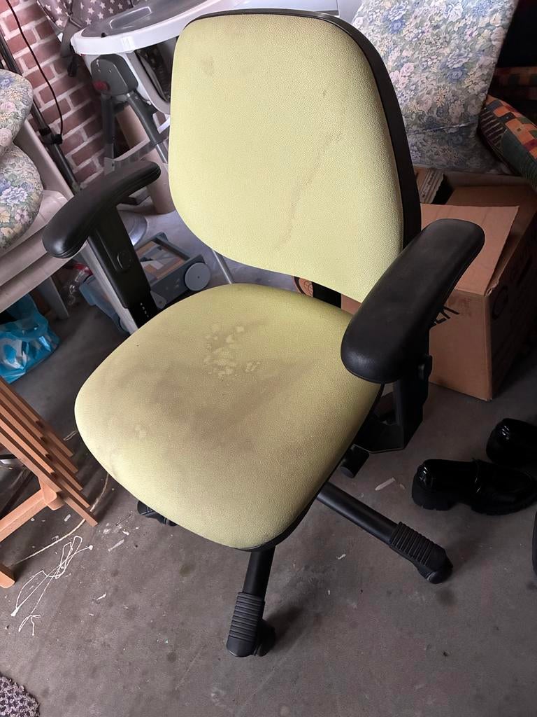 Gratis bureaustoel, Huis en Inrichting, Bureaustoelen, Gebruikt, Bureaustoel, Groen, Ophalen