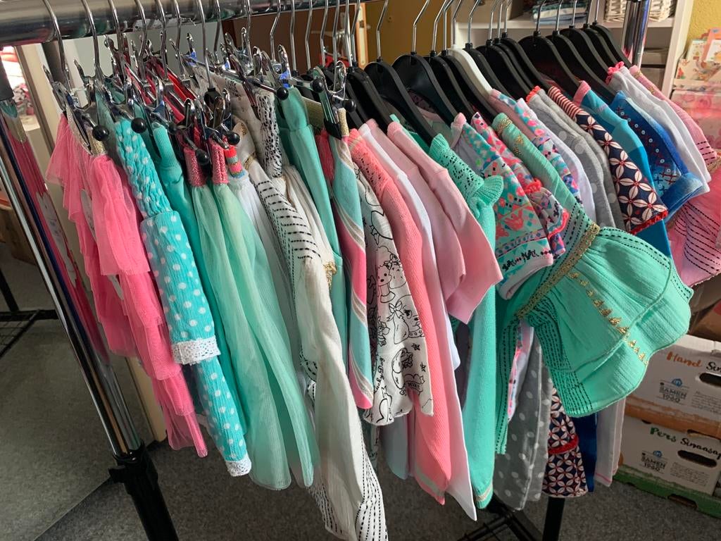Partij merk kinderkleding maat 104 nieuw 30 stuks, Kinderen en Baby's, Ophalen of Verzenden, Nieuw