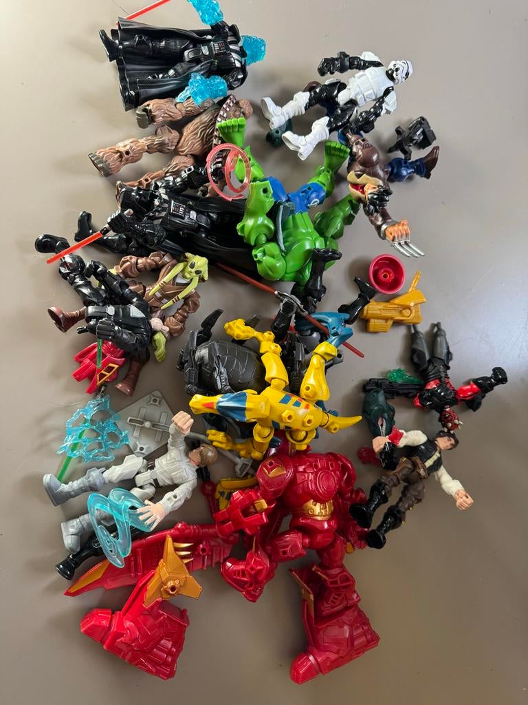 GRATIS Mashables actiefiguren: Star Wars, Marvel, etc., Ophalen, Gebruikt