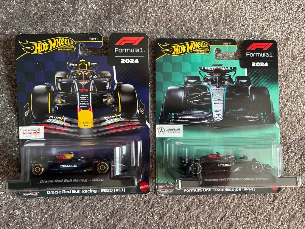 Hot Wheels F1 2024 Red Bull Racing en Mercedes-AMG, Overige merken, 1:50 of kleiner, Auto, Nieuw