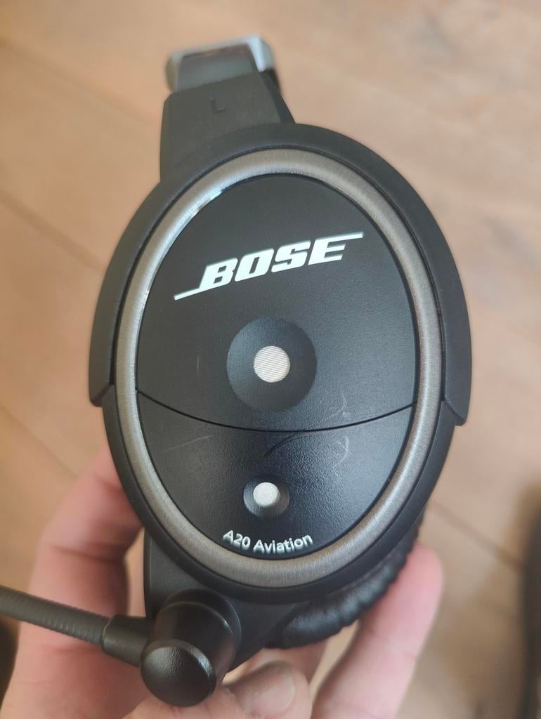 Bose A20 Aviation Headset Bluetooth - Zo goed als nieuw, Overige merken, Ophalen of Verzenden, Zo goed als nieuw, Over oor (circumaural)