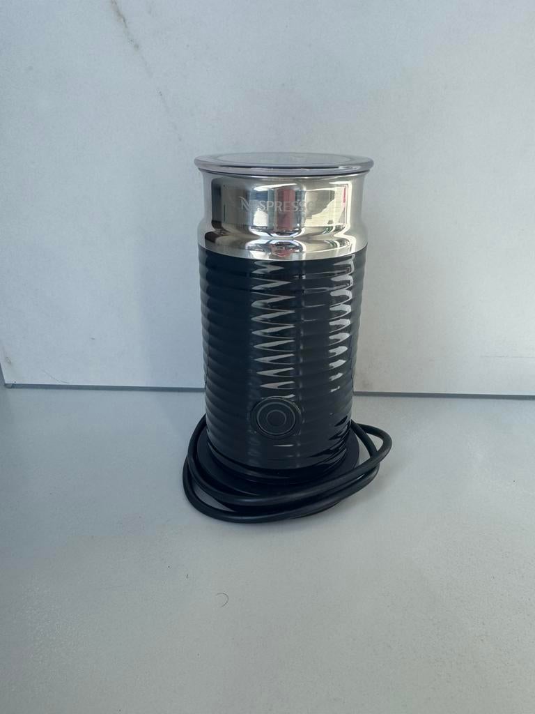 Nespresso melkopschuimer, Ophalen of Verzenden, Zo goed als nieuw, Elektrische melkopschuimer