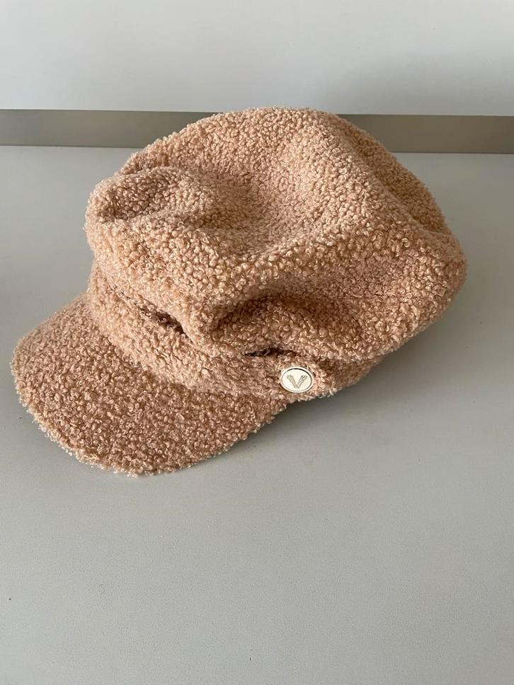 Josh V teddy pet, beige - Zo goed als nieuw, Kleding | Dames, Hoeden en Petten, Zo goed als nieuw, Pet, One size fits all, Ophalen of Verzenden