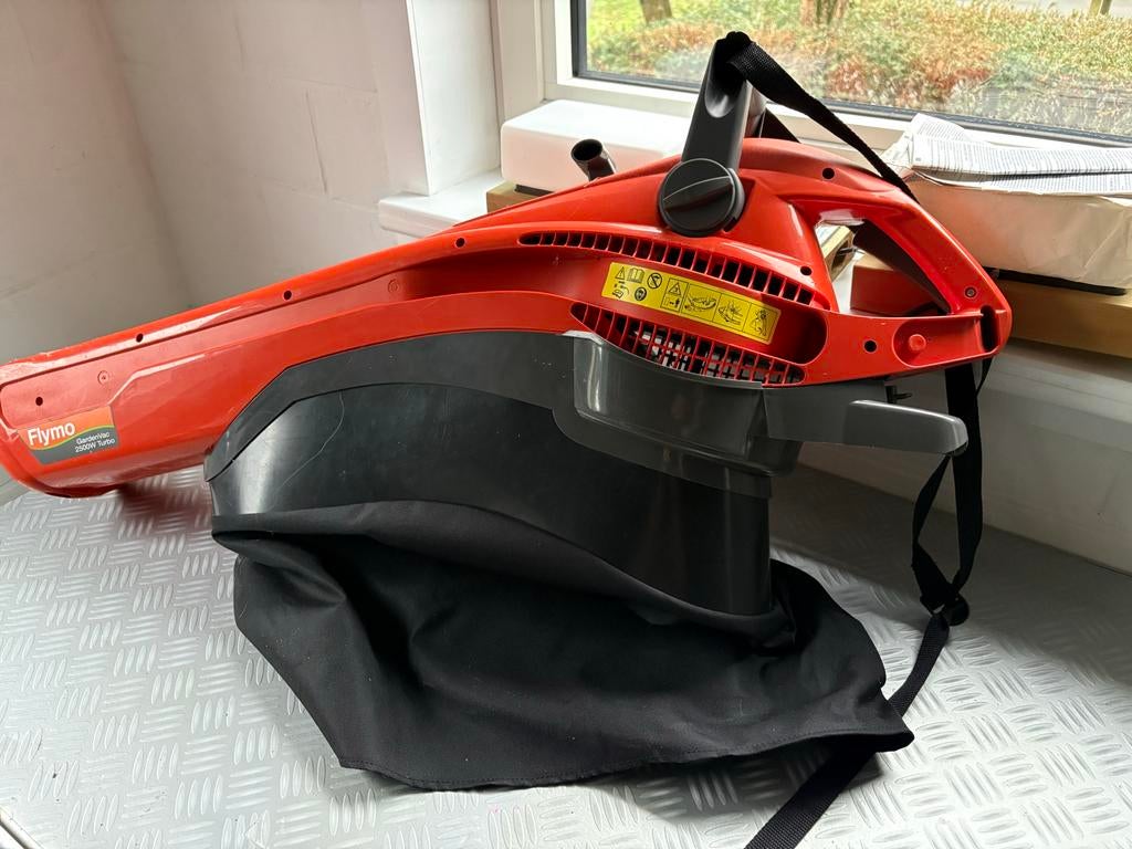Flymo Gardenvac Bladblazer/Zuiger, Ophalen, Gebruikt, Handgedragen, Met opvangzak