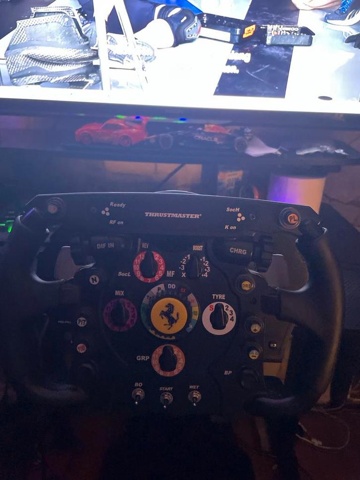 Thrustmaster T300 RS GT Edition, Spelcomputers en Games, Games | Overige, Gebruikt, Racen en Vliegen, 1 speler, Vanaf 3 jaar, Eén computer
