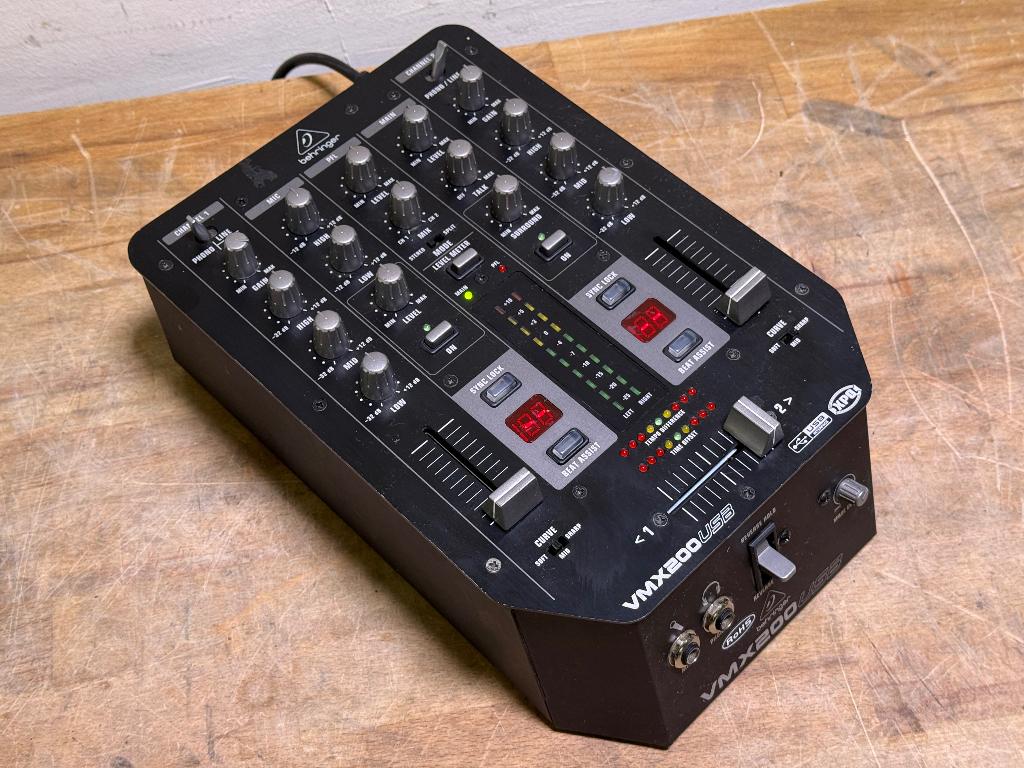 Behringer Pro Mixer VMX200USB DJ mengtafel, Ophalen of Verzenden, Gebruikt, Dj-set, Behringer