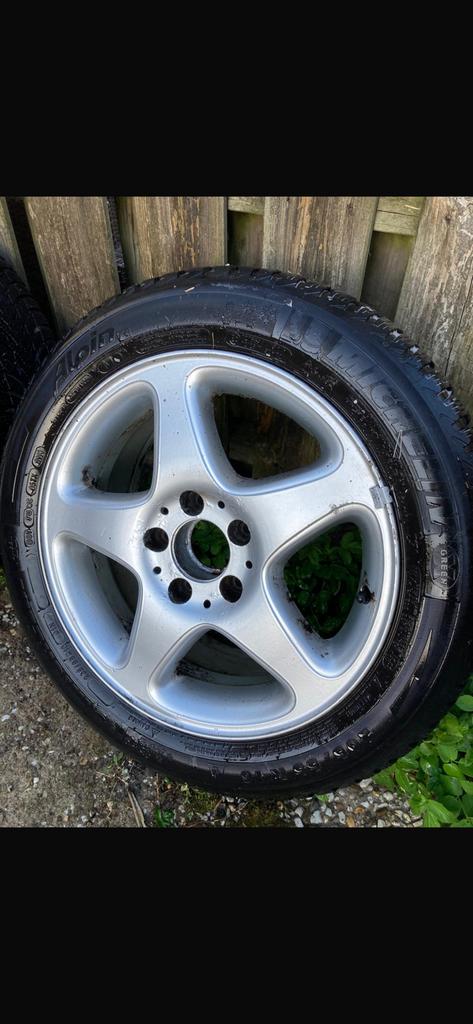 Moet weg!!!! Mercedes wielen Michelin 6mm moet weg. Bieden!!, Auto-onderdelen, Banden en Velgen, Gebruikt, 16 inch, Banden en Velgen