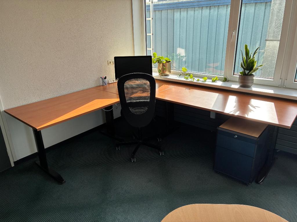 Kantoor meubels, Ophalen, Gebruikt