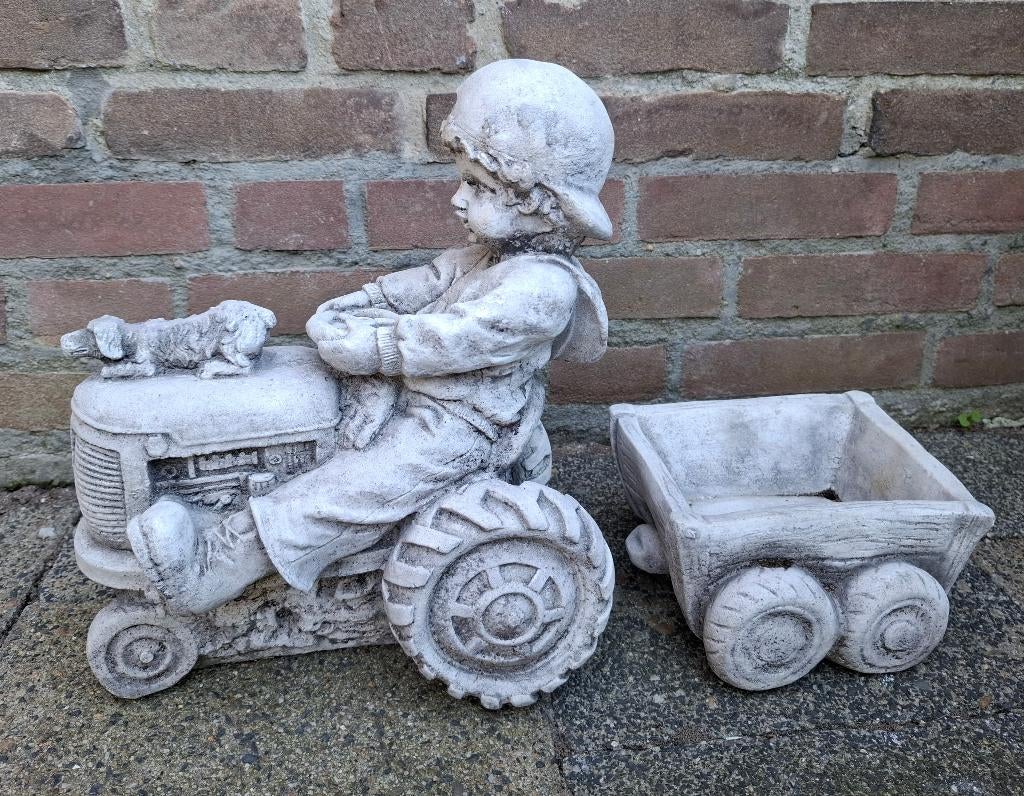 Beton tuinbeeld tractor met kar, Tuin en Terras, Tuinbeelden, Ophalen, Zo goed als nieuw, Beton, Overige typen