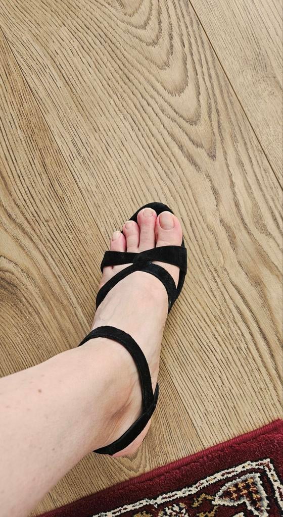 Zwarte suède sandalen UGG maat 37, Kleding | Dames, Schoenen, Ophalen of Verzenden