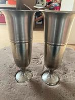 2 zilverlook vazen metaal, Ophalen, Overige materialen, Overige kleuren, Zo goed als nieuw