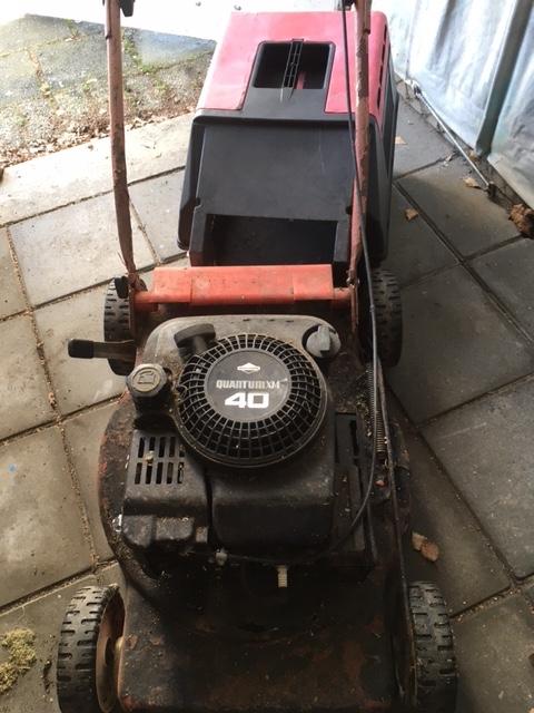 briggs & stratton rode benzine grasmaaier quantum xm 40, Ophalen, Cirkelmaaier, Gebruikt, Brigs & Stratton