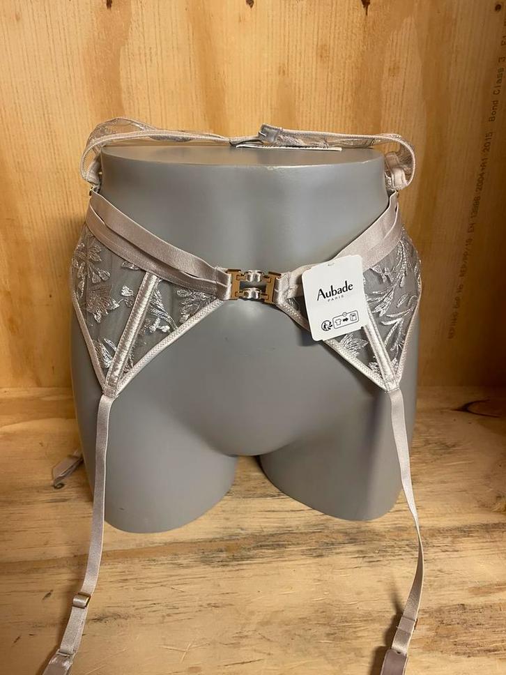 Aubade jarretel maat s model magnetic spell 2d50, Kleding | Dames, Ondergoed en Lingerie, Overige typen, Overige kleuren, Verzenden