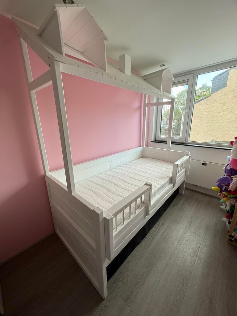 Eenpersoons (kinder) bed wit 90x200, Kinderen en Baby's, Kinderkamer | Bedden, 85 tot 100 cm, Gebruikt, 180 cm of meer, Ophalen
