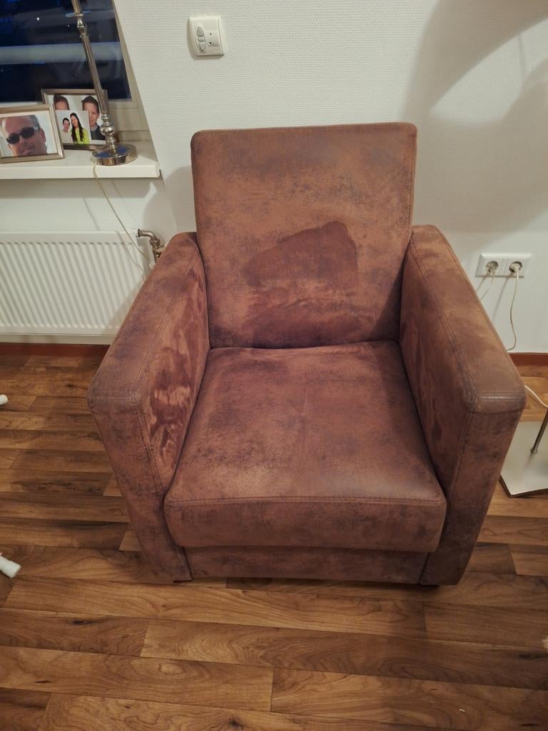 Zgan nubuck leren stoel / fauteuils, Huis en Inrichting, Fauteuils, Ophalen, Zo goed als nieuw, 75 tot 100 cm, 50 tot 75 cm