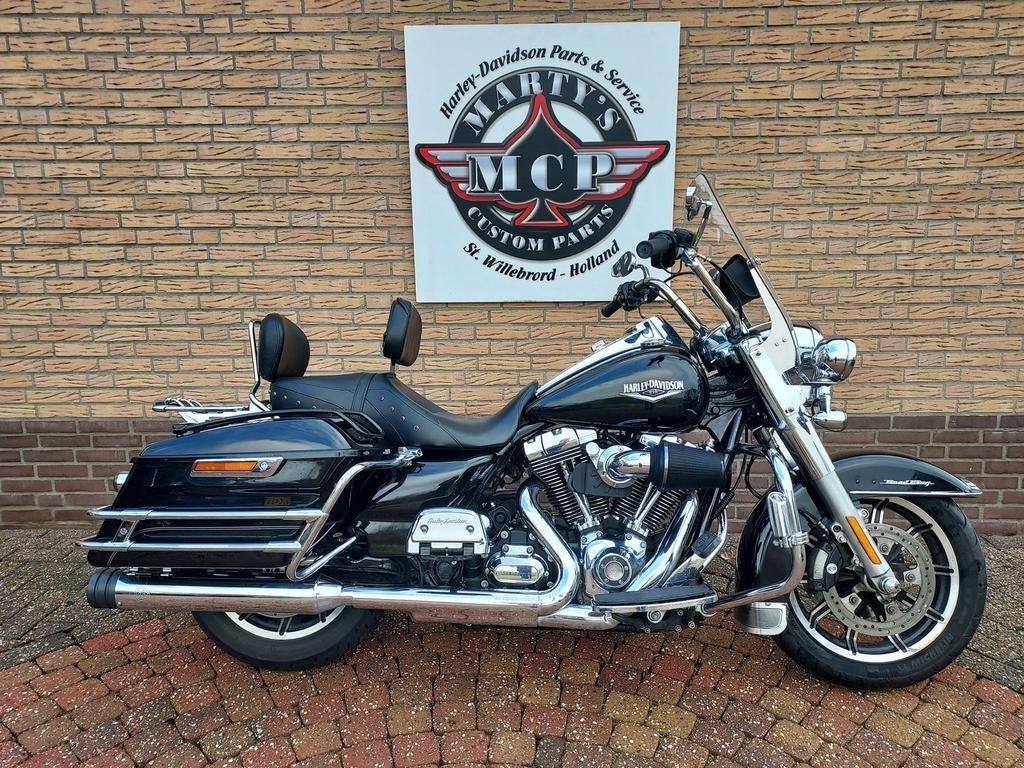 HARLEY-DAVIDSON ROAD KING FLHRI (bj 2016), 2 cilinders, 1690 cc, HARLEY-DAVIDSON, Bedrijf