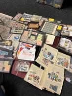 Postzegelverzameling | Grote partij postzegels, Ophalen, Nederland en Buitenland