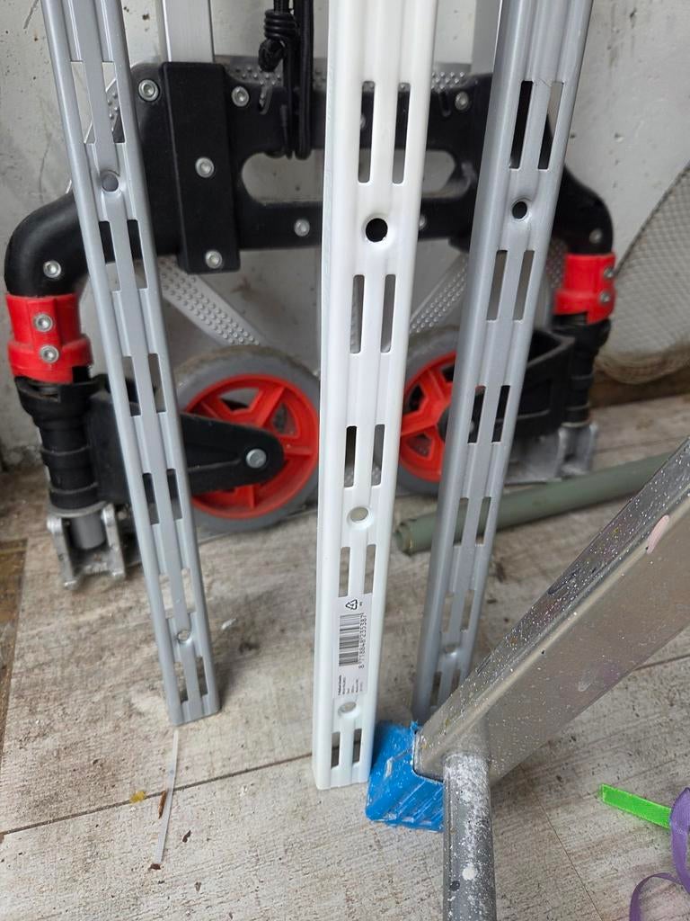 Te koop, 3x ophang rails, Ophalen, Nieuw, Minder dan 2 meter