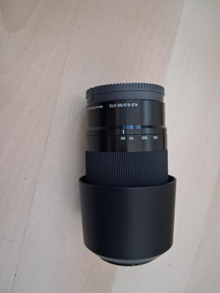 Sony E 55-210mm f/4.5-6.3 OSS Telelens, Ophalen of Verzenden, Zo goed als nieuw, Telelens, Zoom