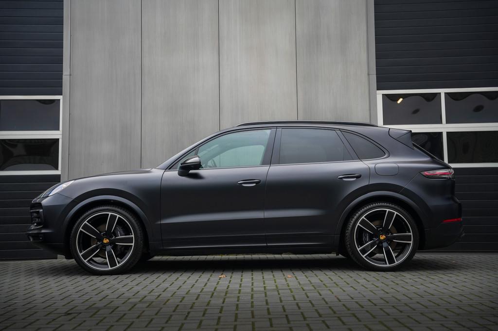 Porsche Cayenne 3.0 E-Hybrid 463 pk Sport-Chrono / Pano-Dak/, Cayenne, 14 kWh, 2995 cc, 462 pk