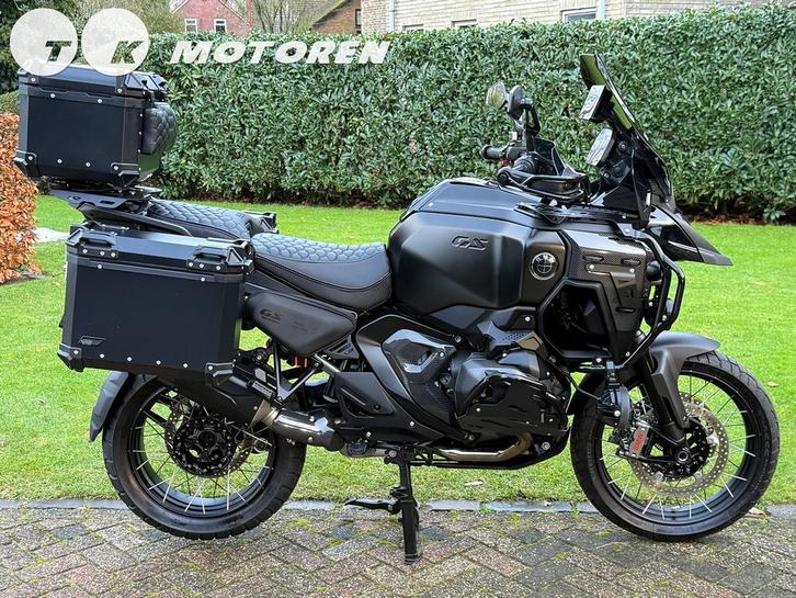 ⭐️ UNIEKE CUSTOM BMW R 1300 GS ADVENTURE ASA BLACK EDITION!, Motoren, Motoren | BMW, Bedrijf, Toermotor, meer dan 35 kW, 2 cilinders