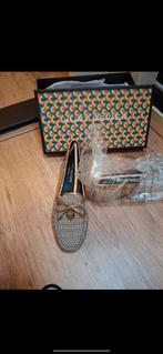 Nieuwe goudkleurige Kurt geiser mocassins inverpakking, Kleding | Dames, Ophalen of Verzenden, Nieuw, Overige kleuren, Sneakers of Gympen