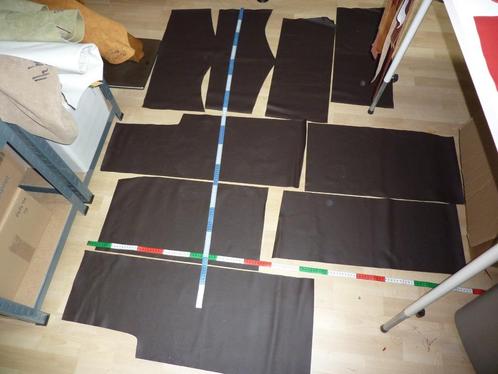 Donkerbruin nr 35 soepel echt leer rundleer, Hobby en Vrije tijd, Stoffen en Lappen, Nieuw, Leer of Kunstleer, 30 tot 120 cm, 30 tot 200 cm