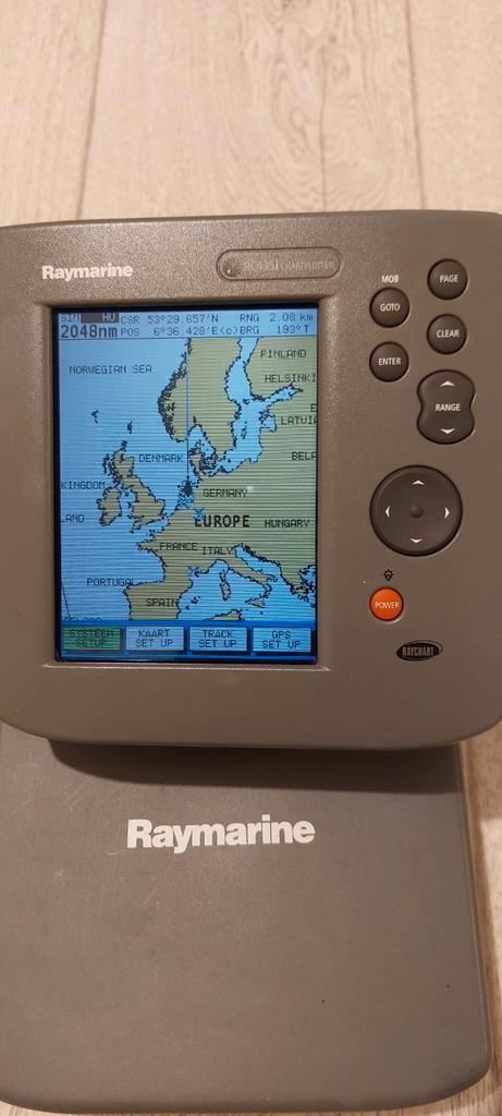 Raymarine RC435i kaartplotter, Watersport en Boten, Navigatiemiddelen en Scheepselektronica, Zo goed als nieuw, Kaartplotter of Fish Finder