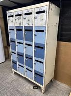 vintage postkast Vintage industriële postkast – 20 vakken, Antiek en Kunst, Ophalen