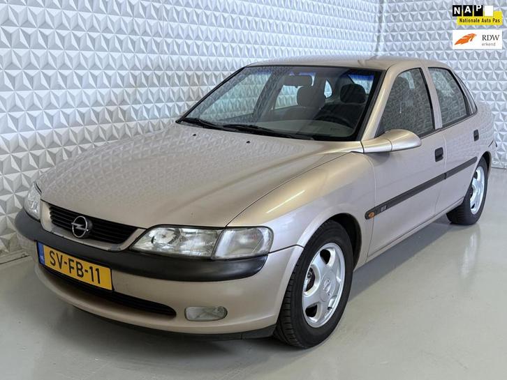 Opel Vectra 1.6i-16V Diamond / APK tot 10-11-2026 geldig! (1, Auto's, Opel, Bedrijf, Te koop, Vectra, ABS, Airconditioning, Climate control