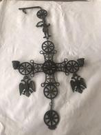 Byzantijns kruis. Zware uitvoering. Hoogte 69 cm. Met haak., Antiek en Kunst, Antiek | Religie, Ophalen of Verzenden
