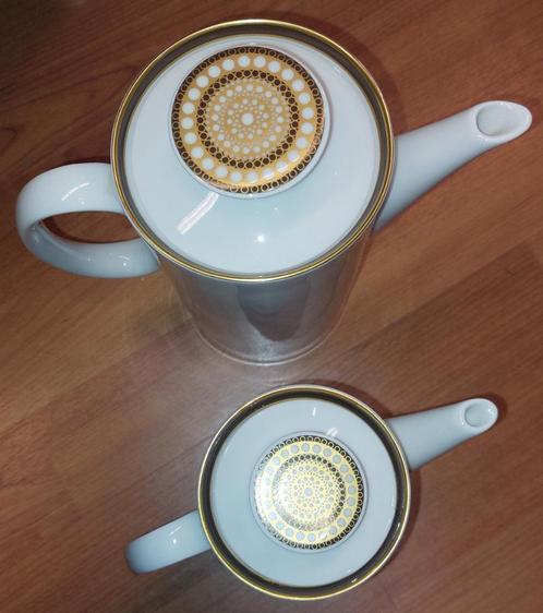 Vintage servies meer dan 100 delig, Antiek en Kunst, Antiek | Servies compleet, Ophalen