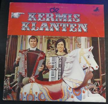 De Kermisklanten – De Kermis Klanten beschikbaar voor biedingen