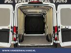 Ford Transit 2.0 TDCI 130 pk L3H2 Euro6 Airco | Camera | Nav, Voorwielaandrijving, 4 cilinders, 2500 kg, Wit