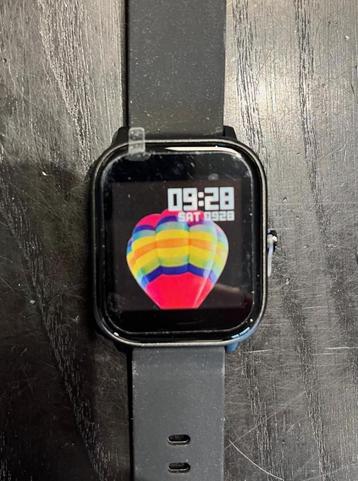 Sinji smartwatch, zwart. Nieuw in verpakking beschikbaar voor biedingen