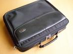 TARGUS Laptop TAS NIEUW ONGEBRUIKT, Ophalen of Verzenden, 17 inch of meer, Nieuw, Schoudertas