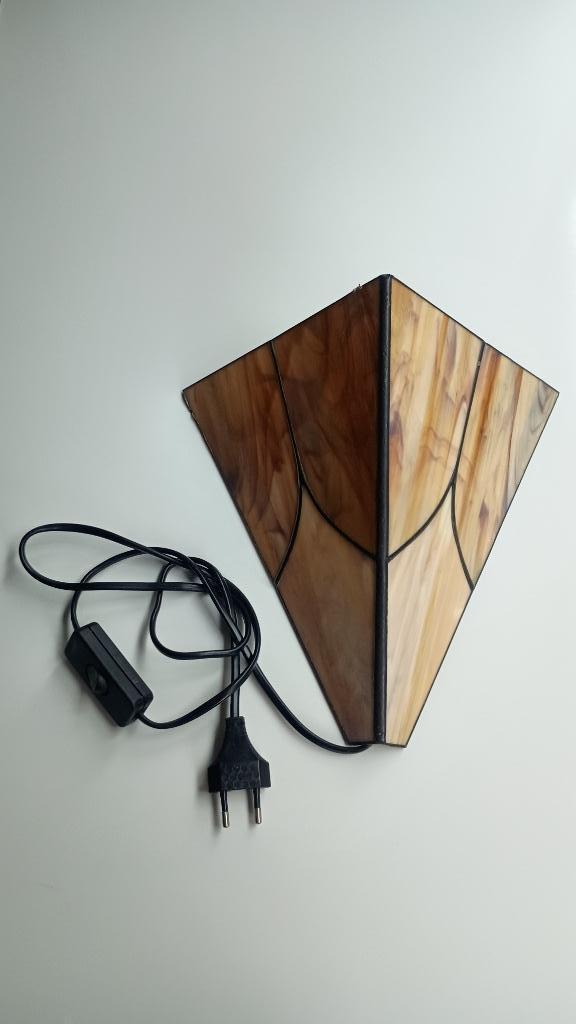 Vintage glas in lood wandamp, strak, driehoek design, 90's, Huis en Inrichting, Lampen | Wandlampen, Zo goed als nieuw, Glas, Overige materialen